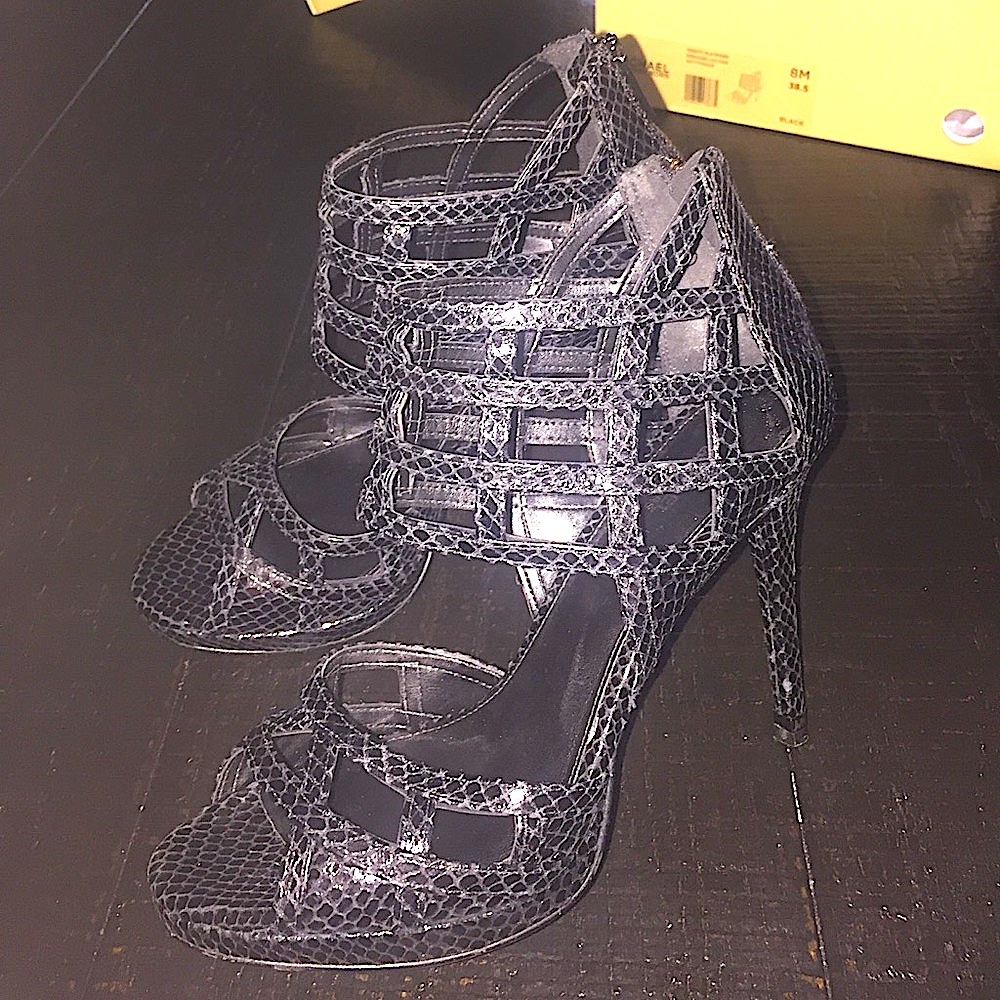 🎉SEXY AUTHENTIC MICHAEL KORS SHOES🎉